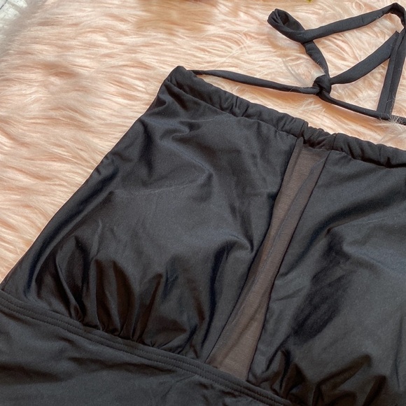 NWT Calvin Klein Black Stretch Removable Cups Tie Shirred Halter Swim Top sz M - Picture 4 of 13